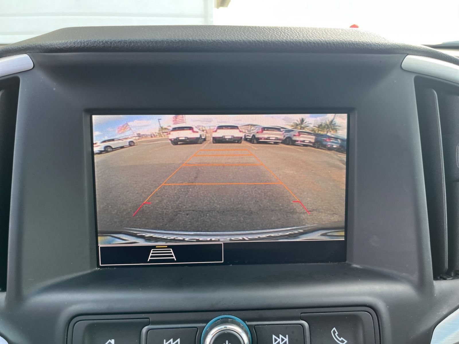 Used 2024 GMC Terrain SLE FWD image 20