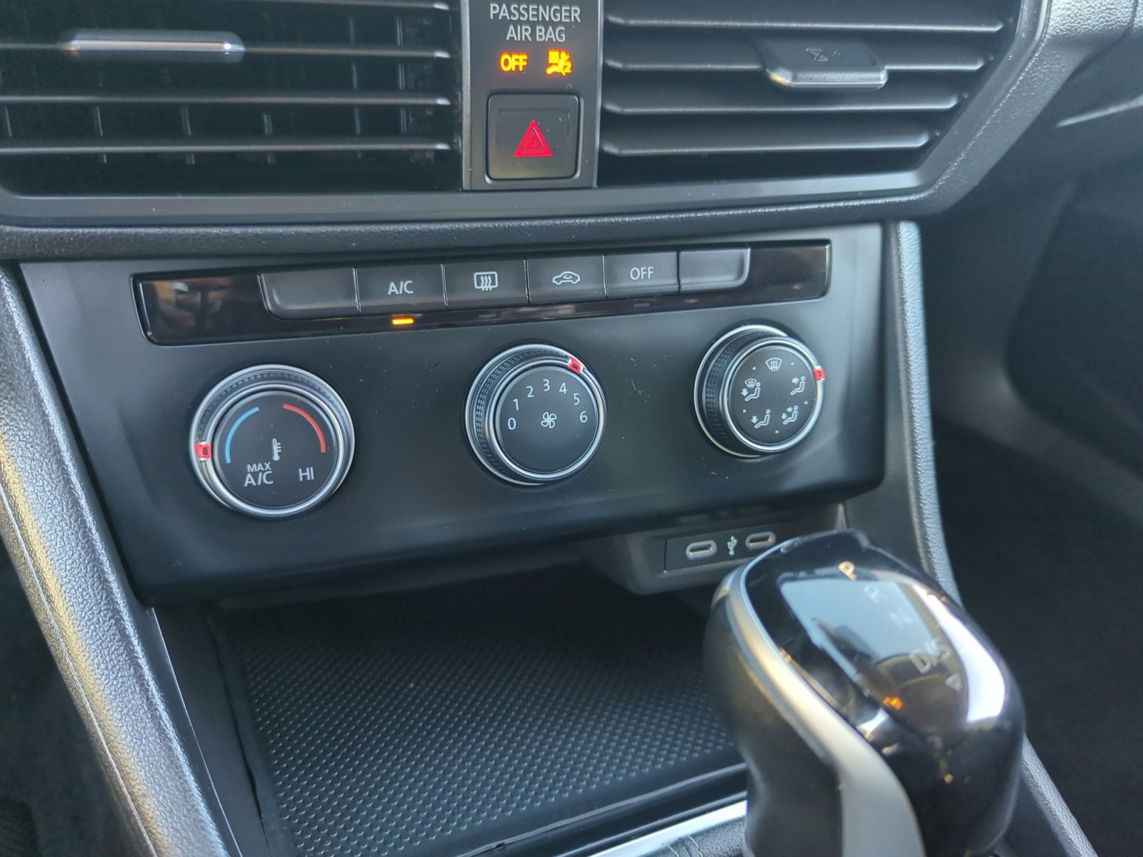 Used 2024 Volkswagen Jetta S image 12