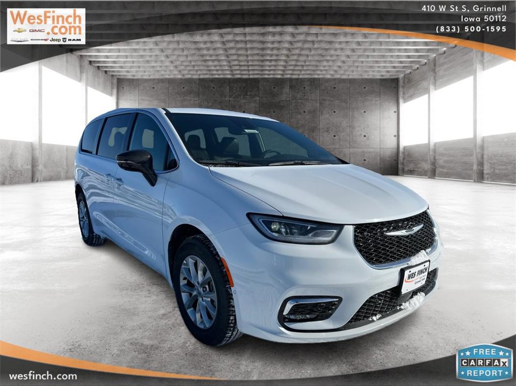 New 2025 Chrysler Pacifica Select image 3