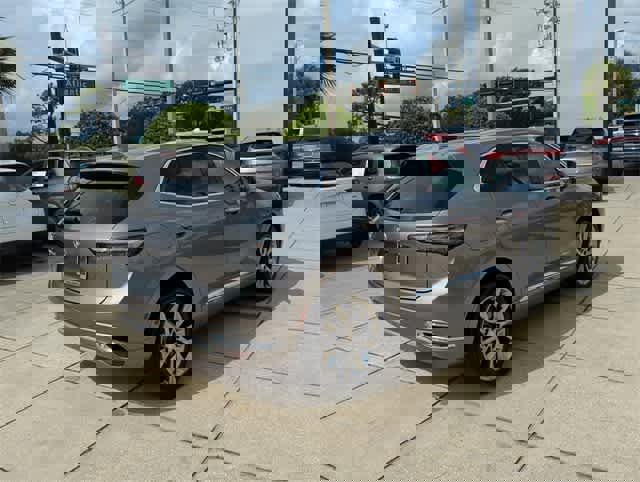 Used 2021 Buick Envision Avenir image 8