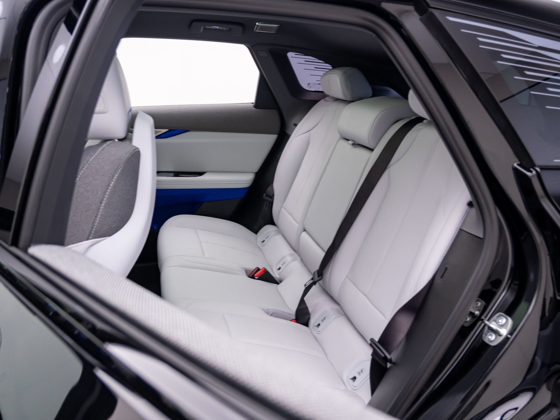 New 2027 Cadillac Optiq Sport w/ LPO, Floor Liner Package AWD/4WD image 14