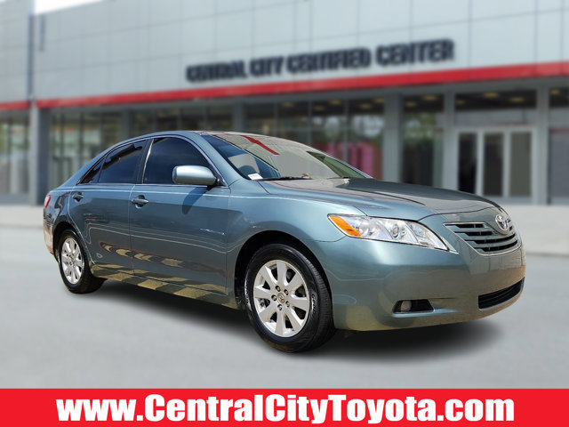 Used 2009 Toyota Camry LE image 1