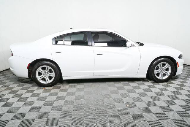 Used 2021 Dodge Charger SXT w/ Leather Interior Group RWD image 2