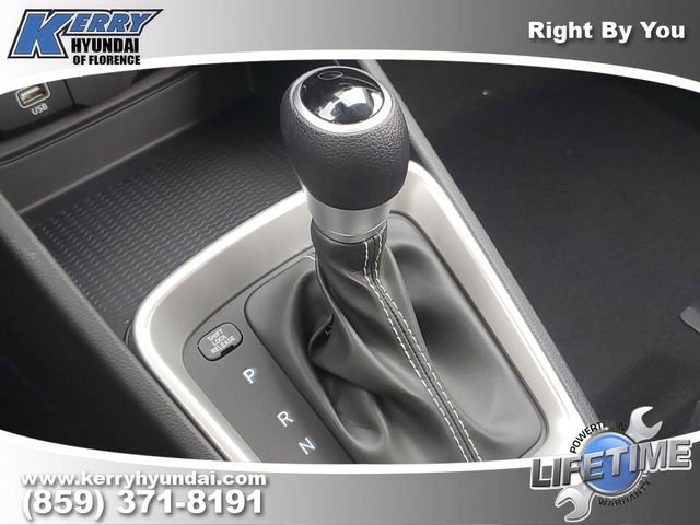 New 2026 Hyundai Venue SE image 30