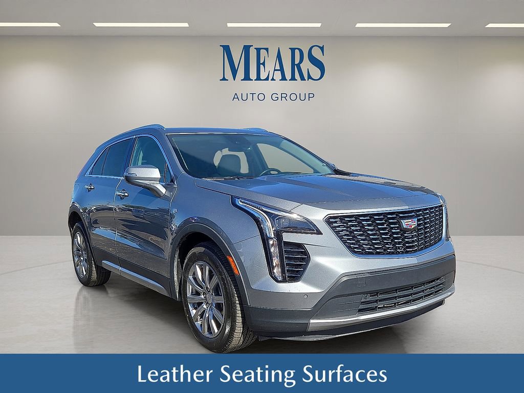 Used 2023 Cadillac XT4 Premium Luxury image 8