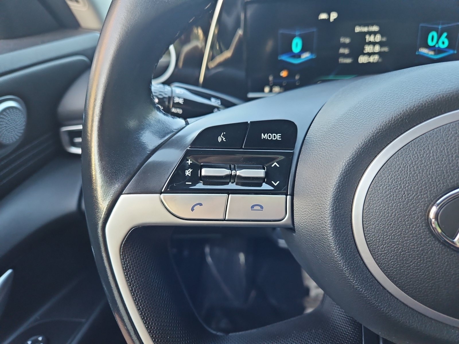Used 2021 Hyundai Elantra SEL w/ Convenience Package FWD image 24