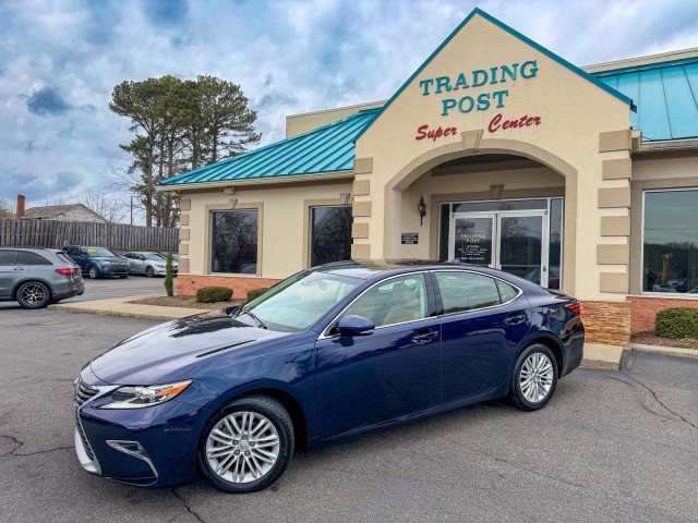 Used 2017 Lexus ES 350 image 3