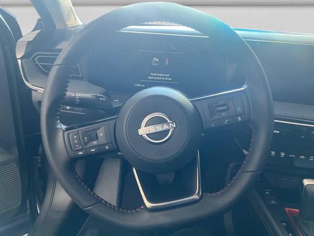 Used 2025 Nissan Kicks SR AWD/4WD image 13