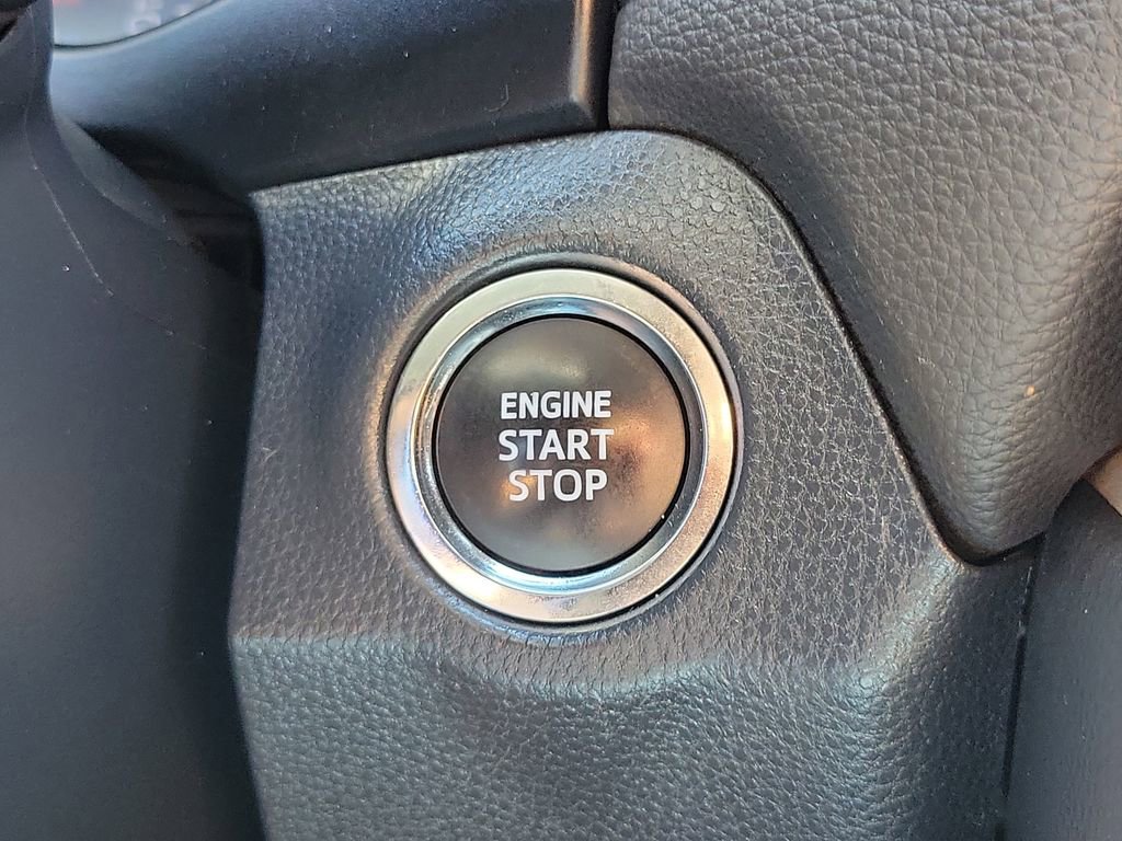 Used 2023 Toyota RAV4 XLE w/ Convenience Package image 29