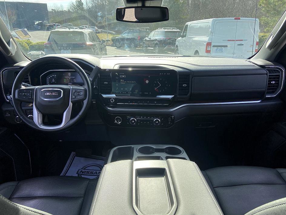 Used 2024 GMC Sierra 1500 SLT image 16