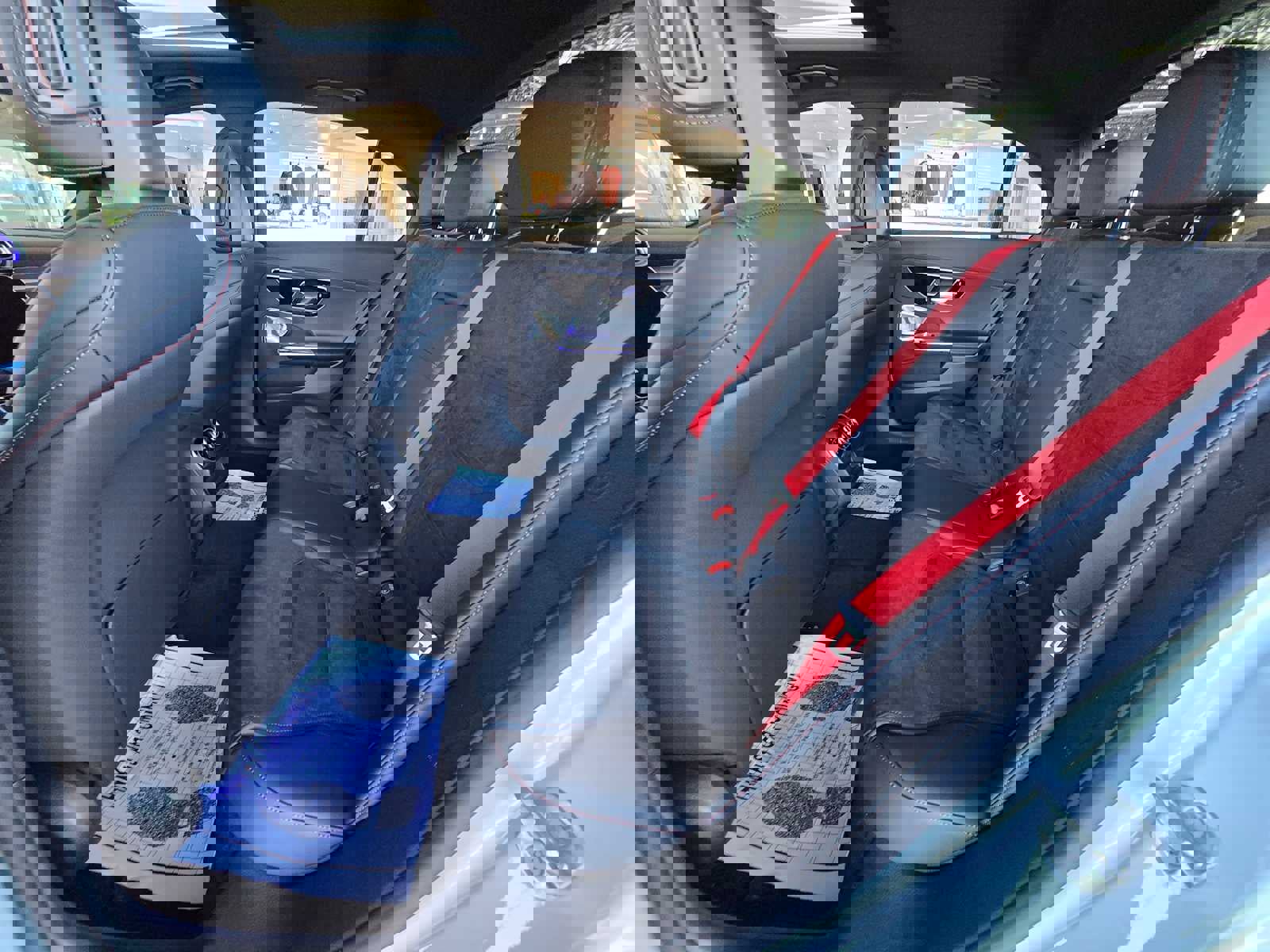 Used 2024 Mercedes-Benz C 43 AMG 4MATIC Sedan image 18