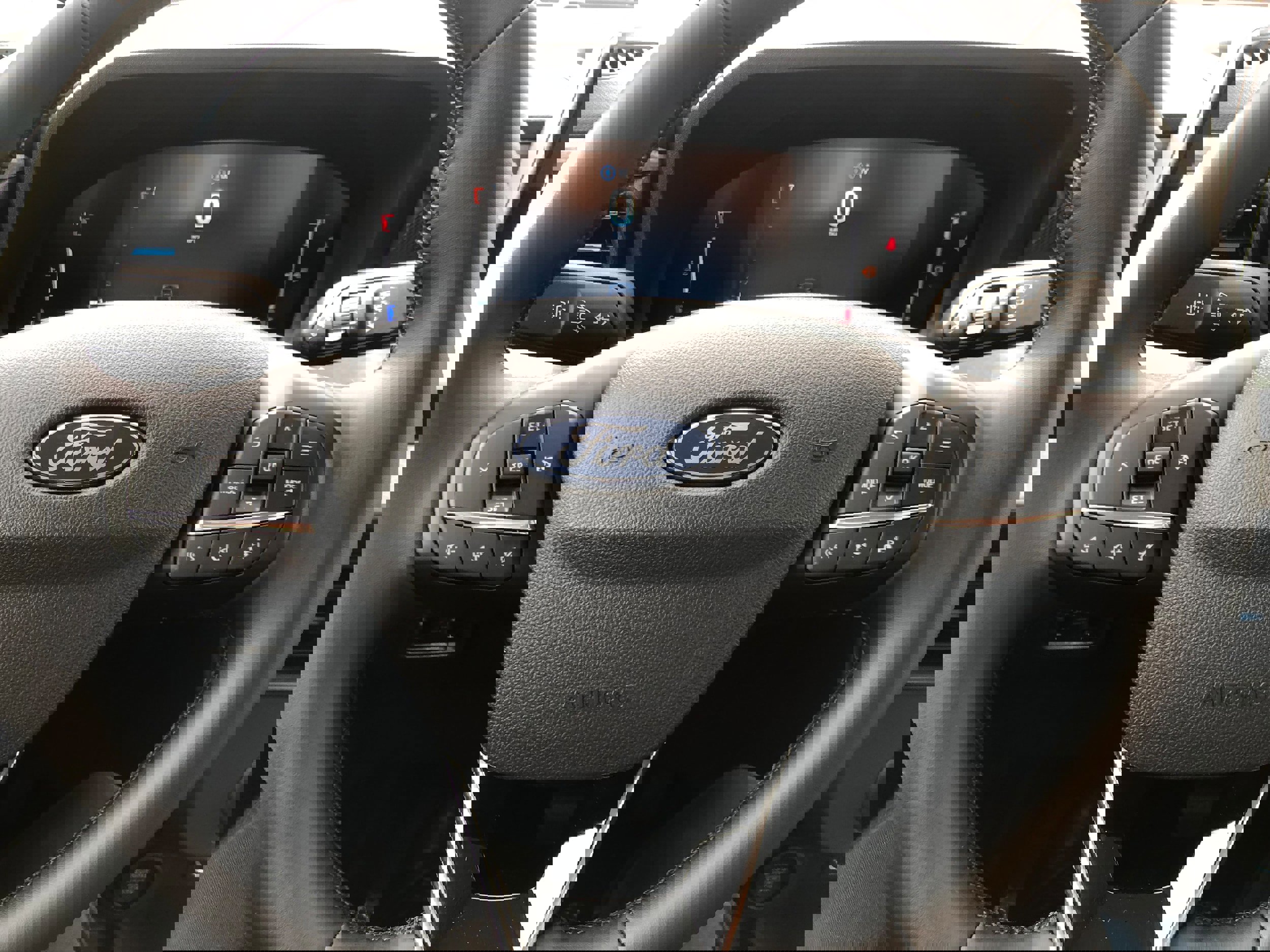 New 2025 Ford Maverick XLT w/ XLT Luxury Package image 15