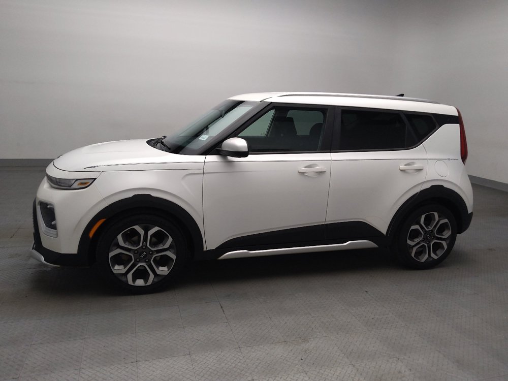 Used 2020 Kia Soul X-Line FWD image 2