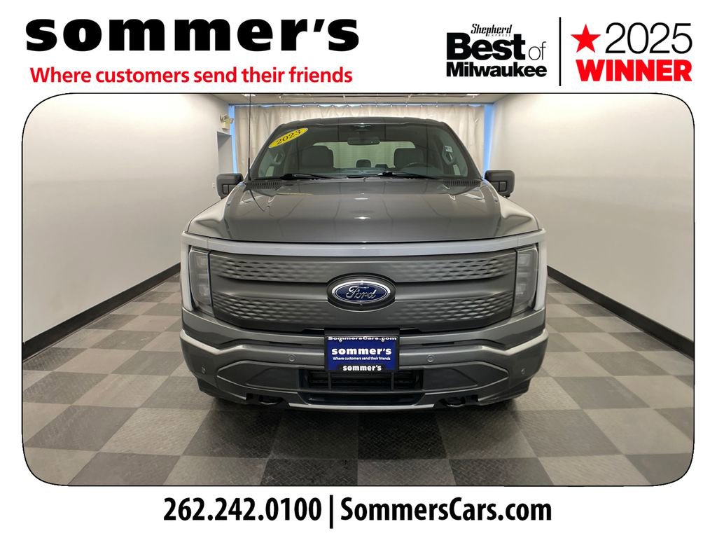 Used 2023 Ford F150 Lightning XLT image 8