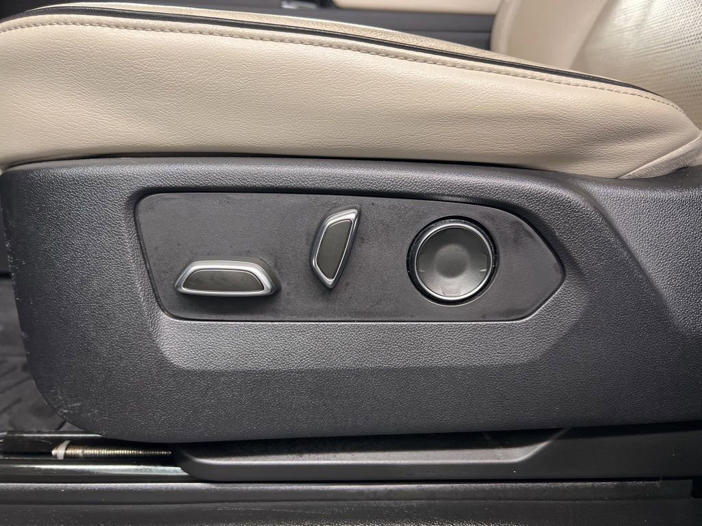 Used 2021 Cadillac Escalade Sport w/ Driver Assist Tech Package image 29