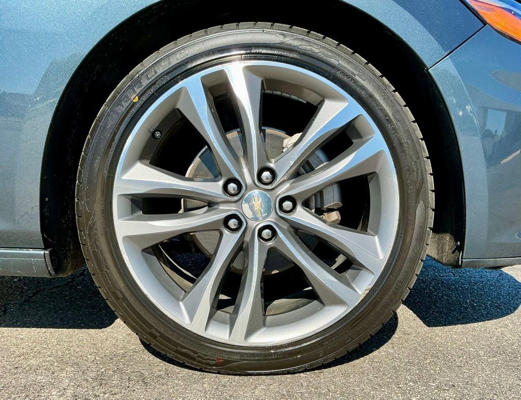 Used 2021 Chevrolet Malibu LT FWD image 20