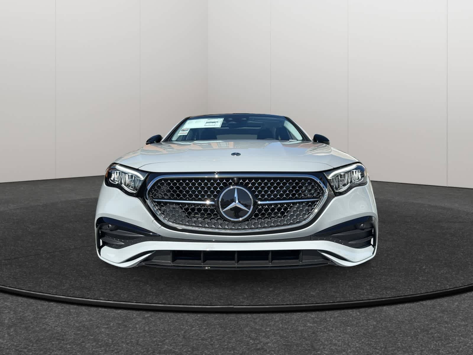 New 2026 Mercedes-Benz E 350 4MATIC Sedan image 2