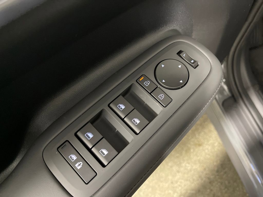 New 2026 Hyundai Santa Fe SEL image 18