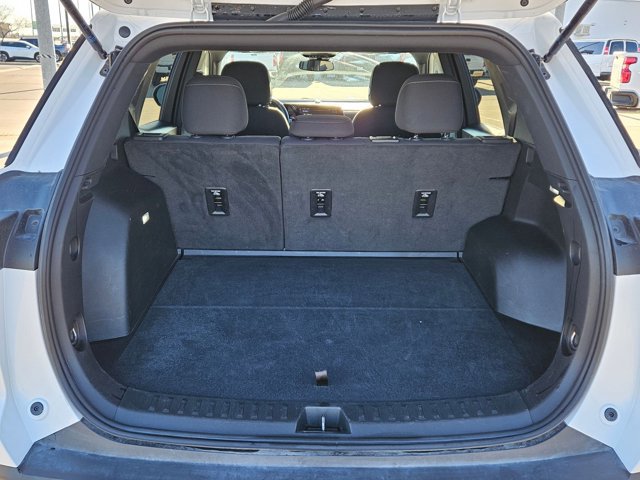 Used 2025 Chevrolet Equinox LT image 6