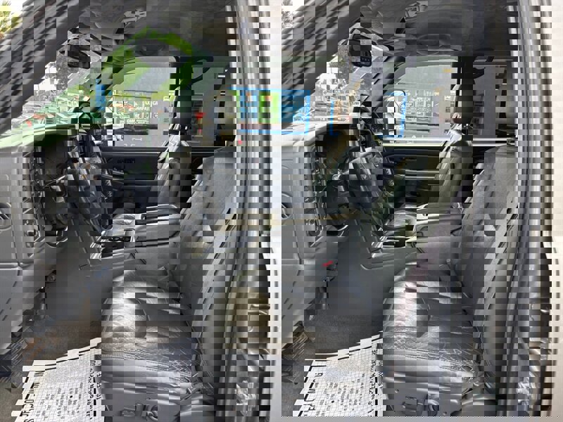 Used 2007 Chevrolet Silverado 3500 LT w/ Heavy-Duty Power Package image 8