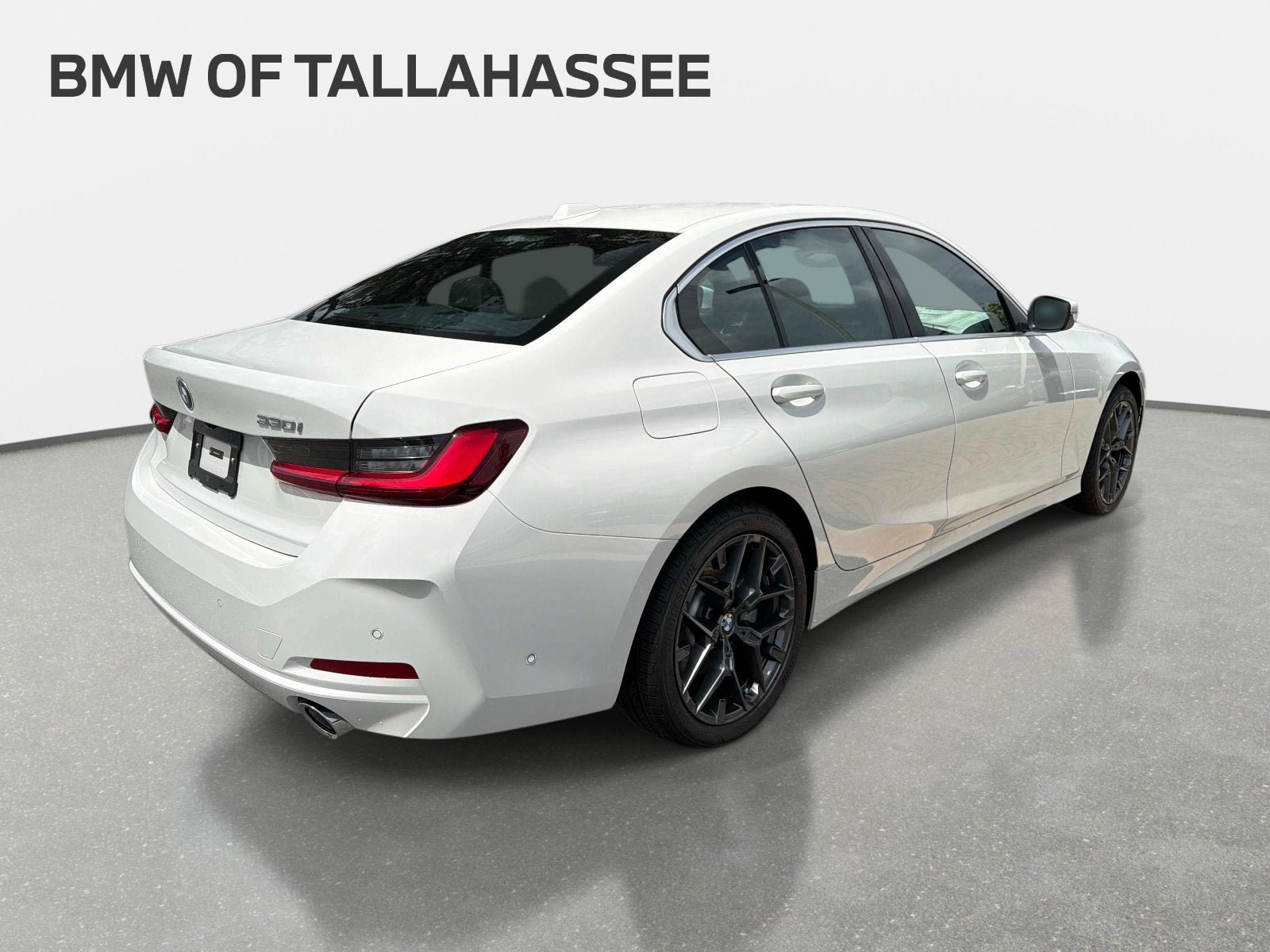 New 2026 BMW 330i Sedan w/ Convenience Package RWD image 5
