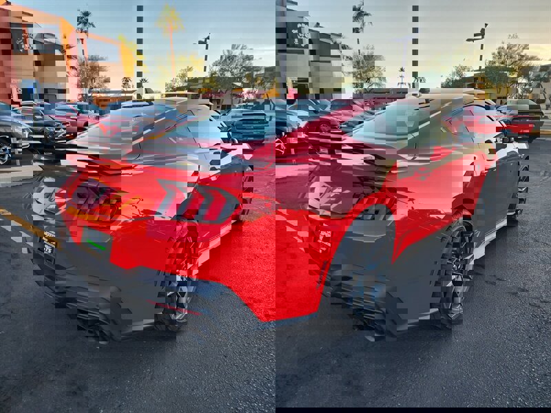 Used 2024 Ford Mustang Dark Horse image 3