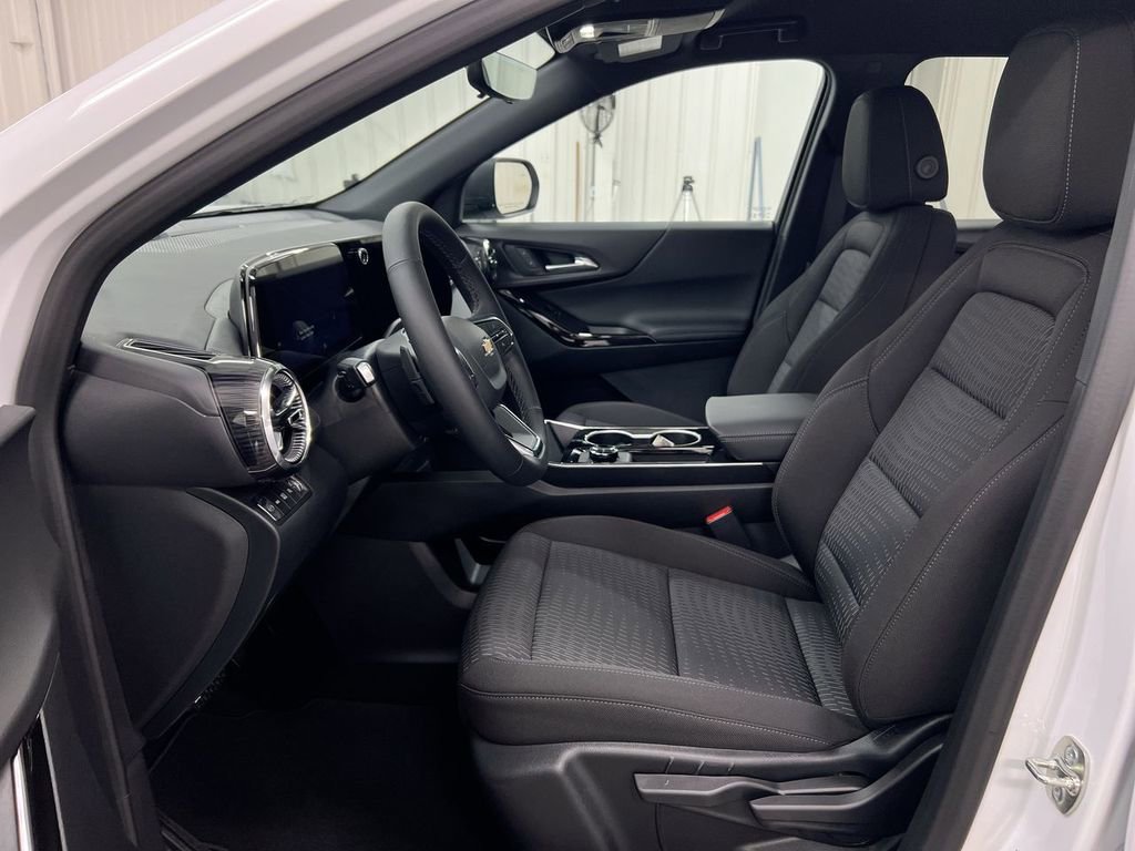 New 2026 Chevrolet Equinox LT w/ Safety and Technology Package image 20