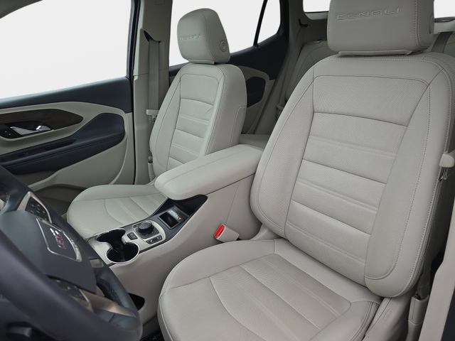 Used 2024 GMC Terrain Denali w/ Denali Premium Package AWD/4WD image 18