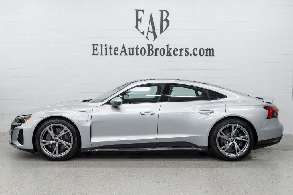 Used 2024 Audi e-tron GT Premium Plus w/ Executive Package AWD/4WD image 2