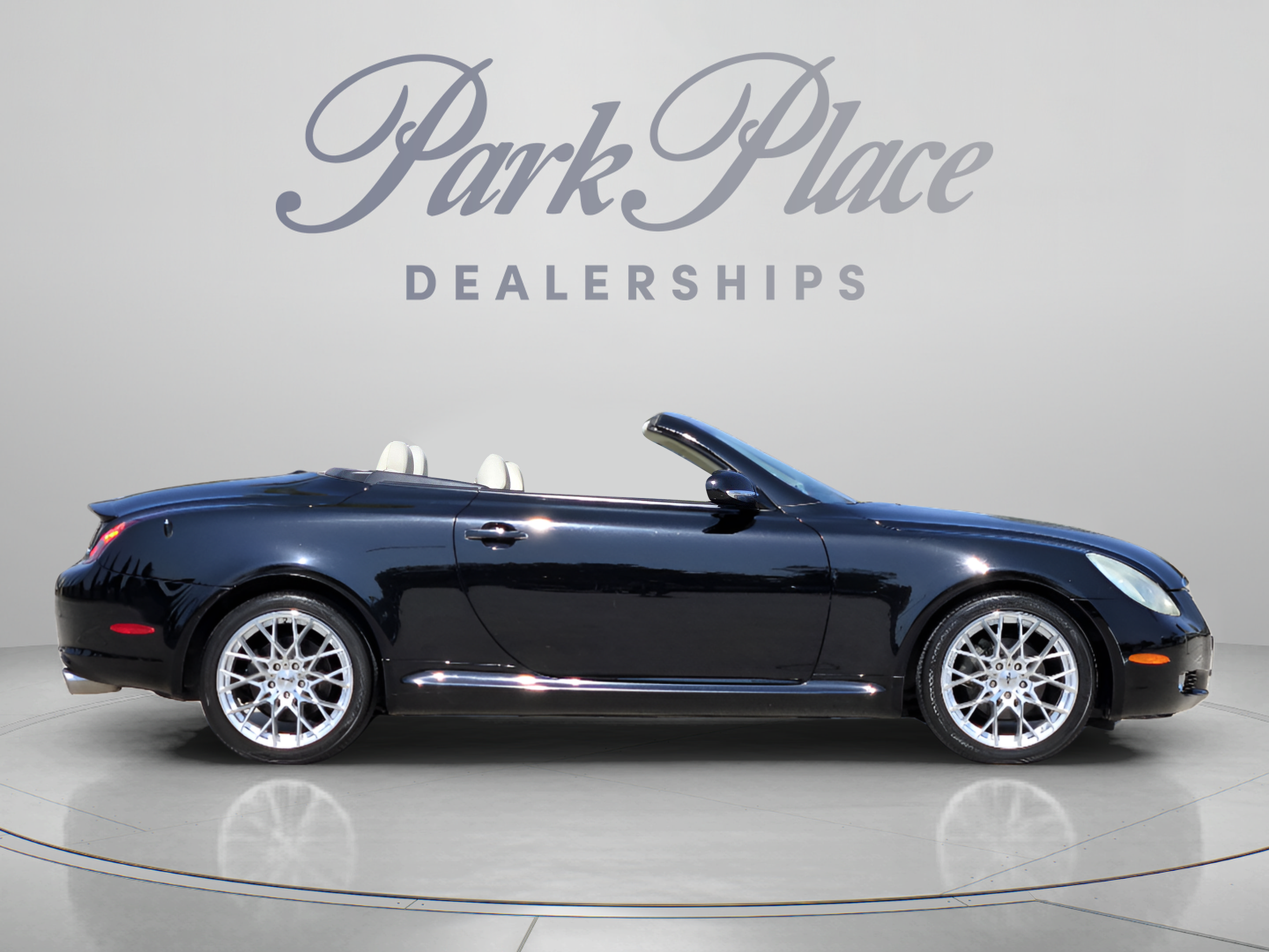 Used 2005 Lexus SC 430 Convertible RWD image 7