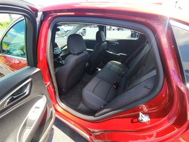Used 2024 Chevrolet Malibu RS w/ LPO, Floor Liner Package FWD image 13