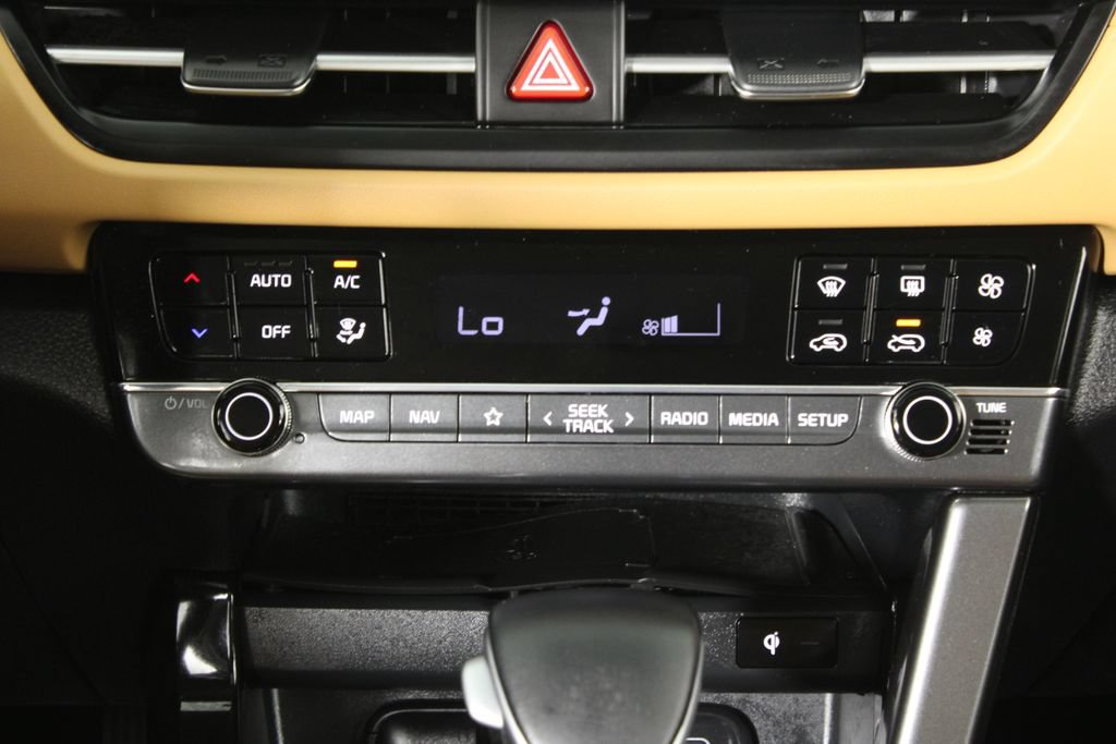Used 2024 Kia Seltos SX w/ SX Sunroof Package AWD/4WD image 23