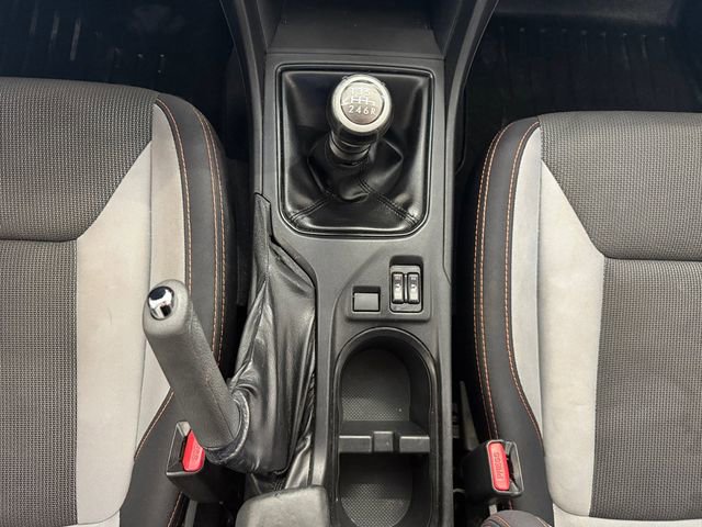 Used 2018 Subaru Crosstrek 2.0i Premium image 11