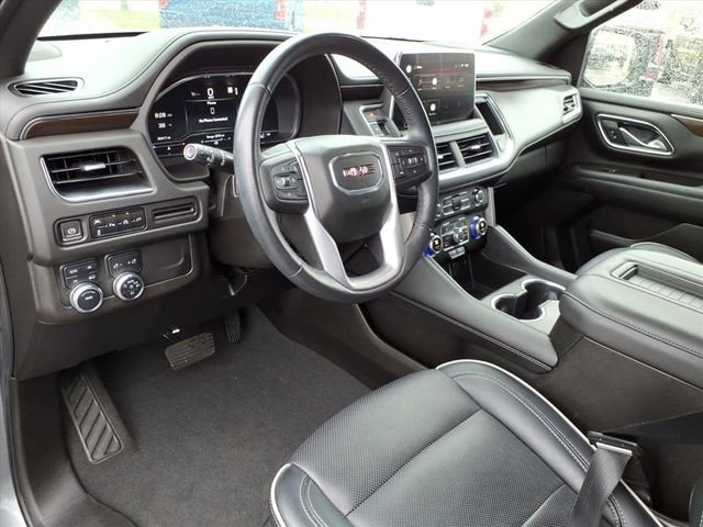 Used 2022 GMC Yukon SLE w/ Gmc Pro Safety Plus Package image 3