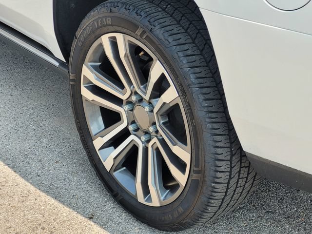 Used 2016 Cadillac Escalade Premium AWD/4WD image 7