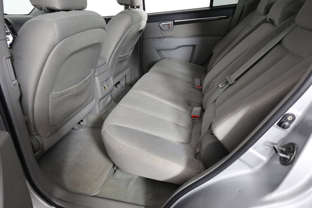 Used 2007 Hyundai Santa Fe SE FWD image 17