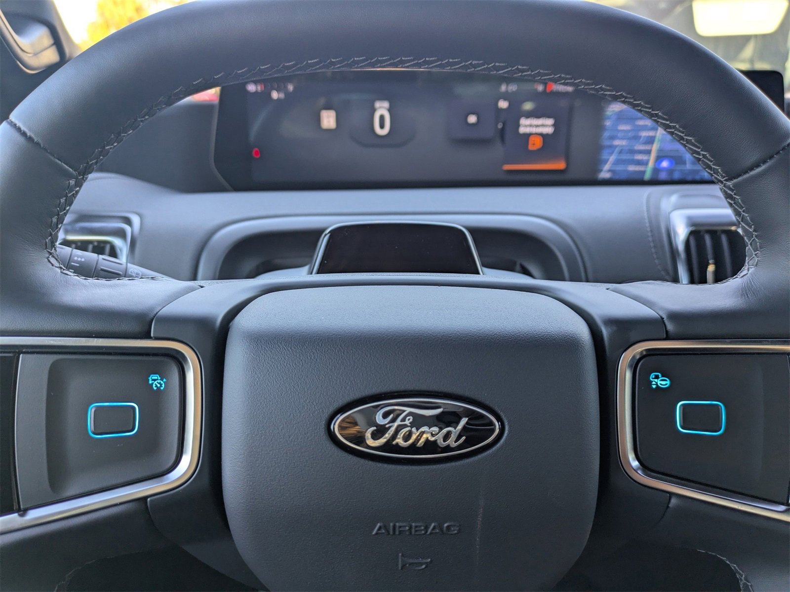 New 2025 Ford Expedition Platinum w/ Stealth Performance Package image 36