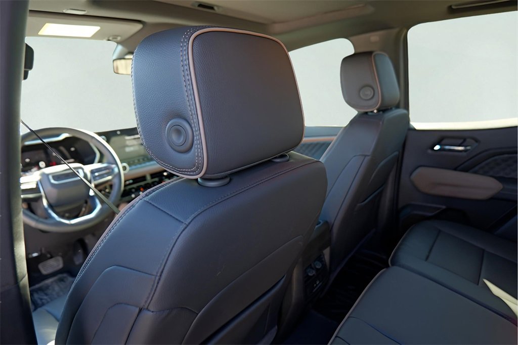 New 2026 GMC Canyon Denali image 21