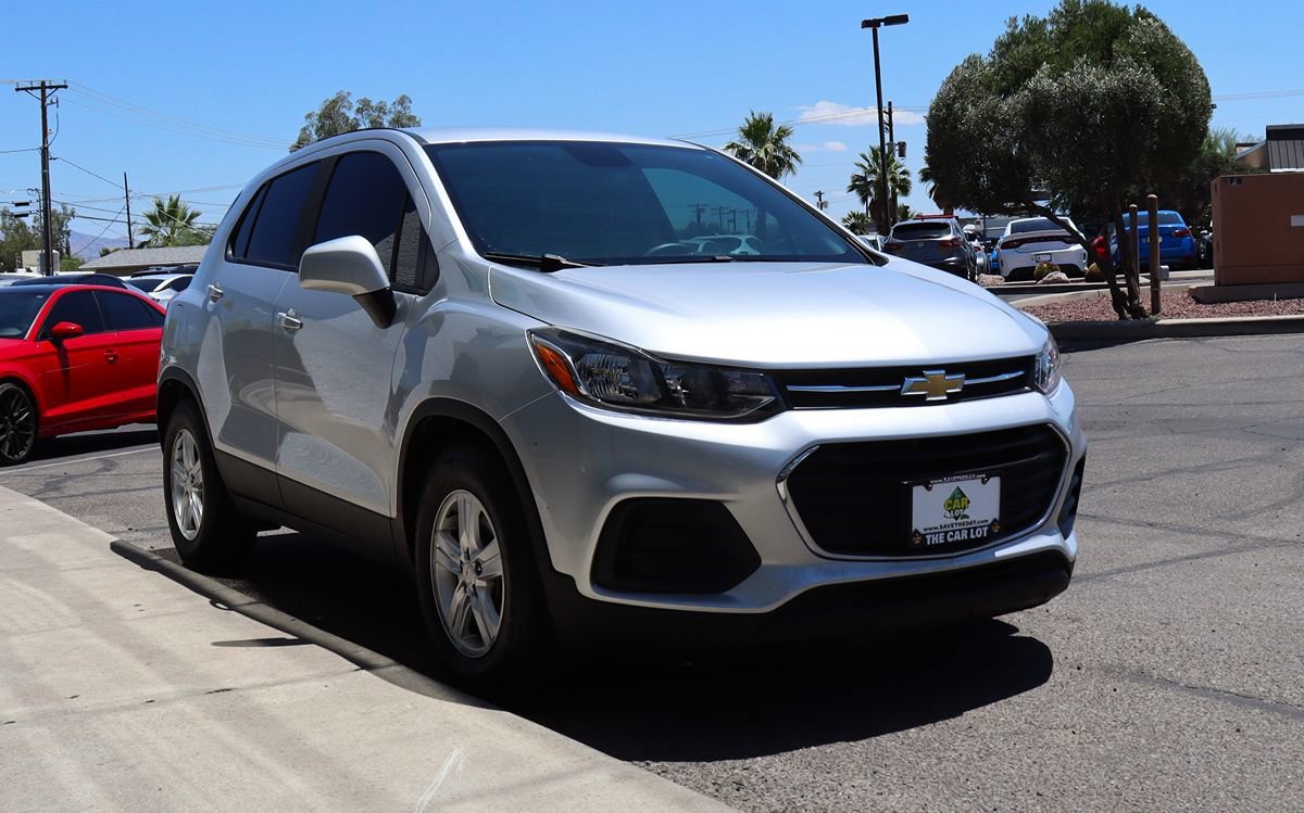 Used 2020 Chevrolet Trax LS w/ Tint and Cruise Package FWD image 14