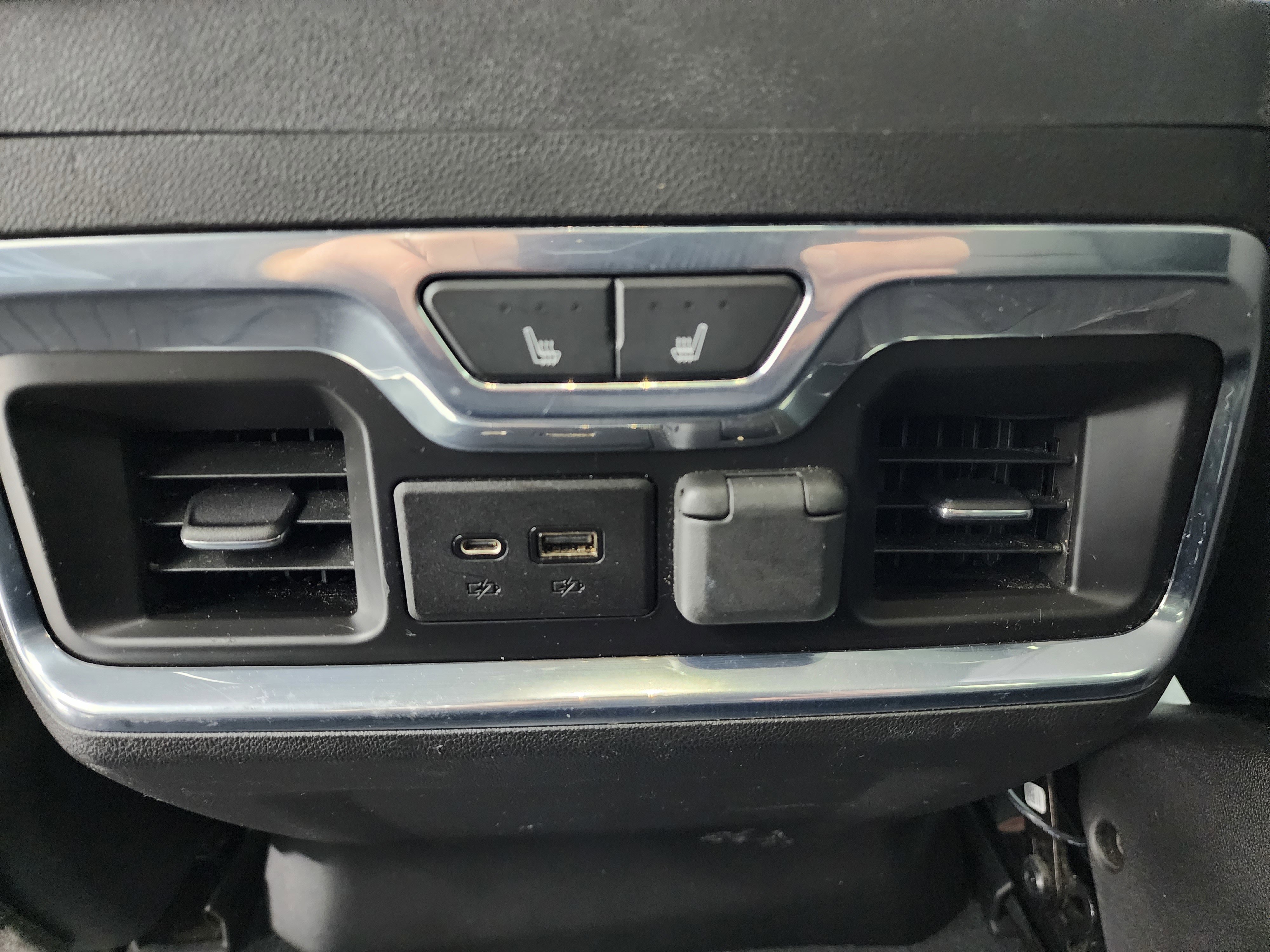 Used 2022 Chevrolet Silverado 3500 High Country image 42