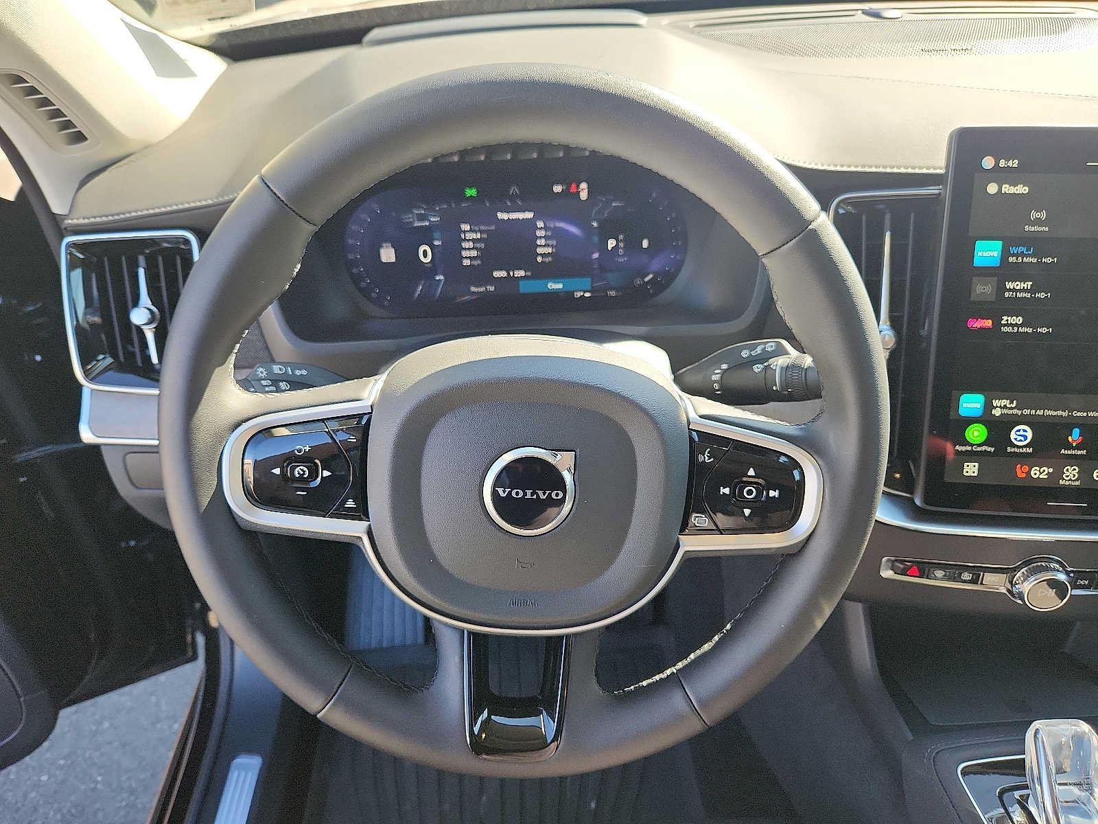 Used 2026 Volvo XC90 B6 Ultra w/ Protection Package AWD/4WD image 19