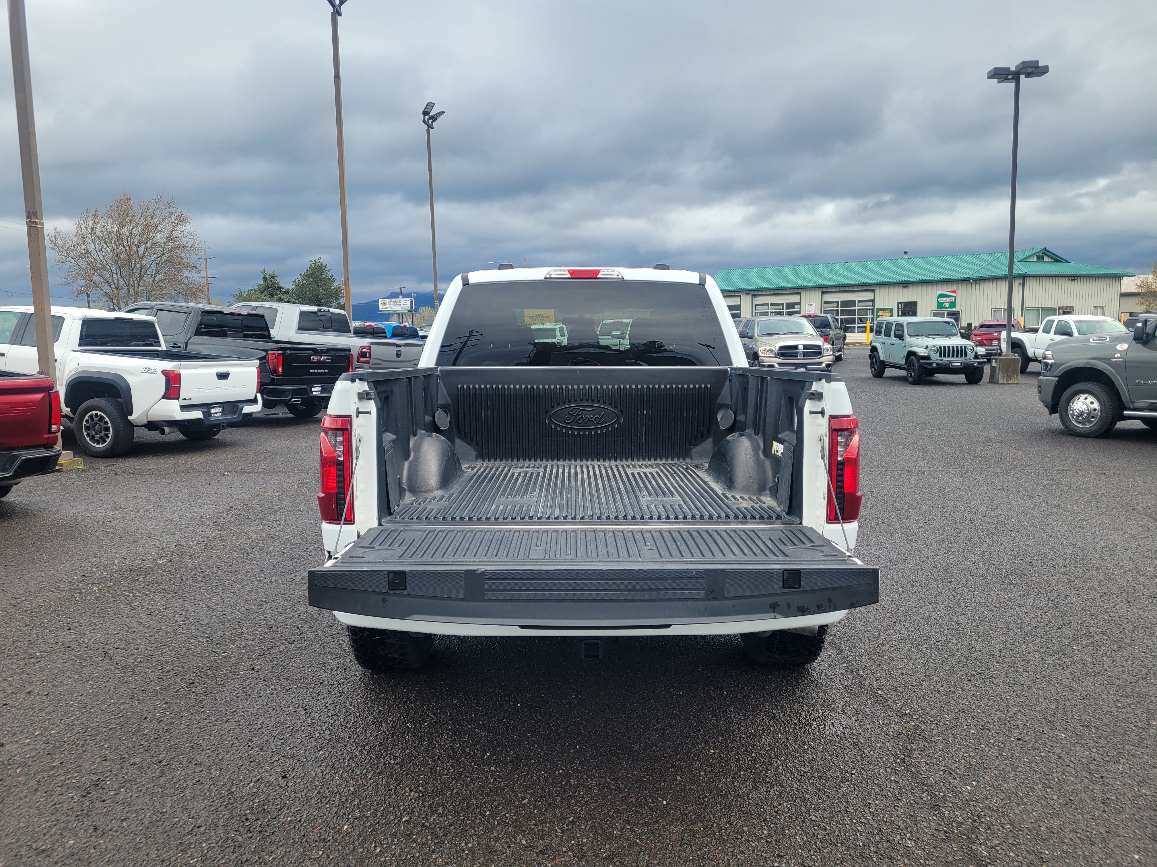Used 2024 Ford F150 XLT w/ Tow/Haul Package AWD/4WD image 3