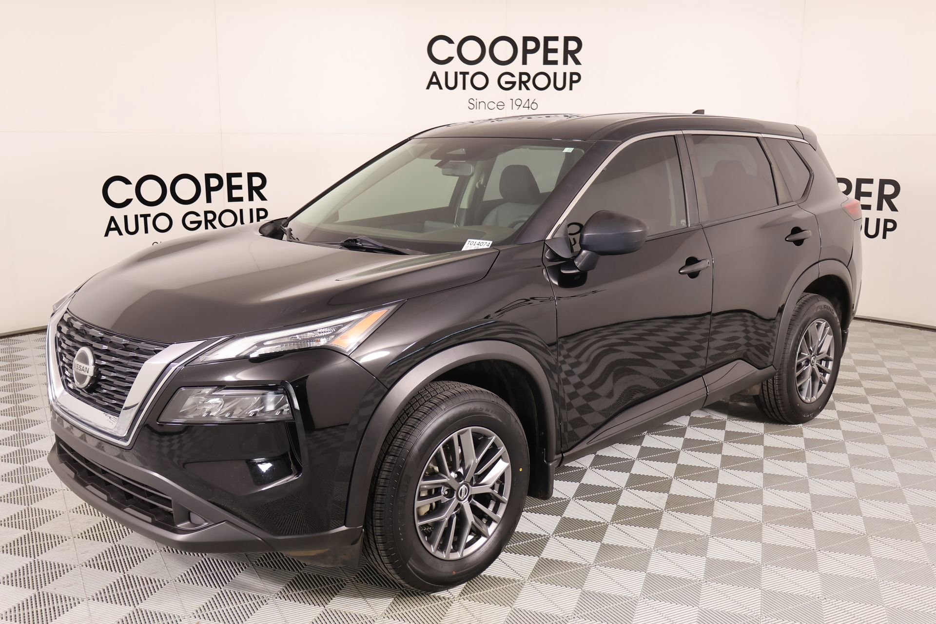 Used 2021 Nissan Rogue S image 9