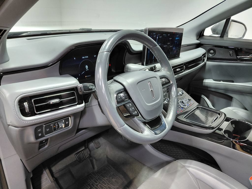Used 2022 Lincoln Nautilus Reserve w/ Equipment Group 201A AWD/4WD image 26