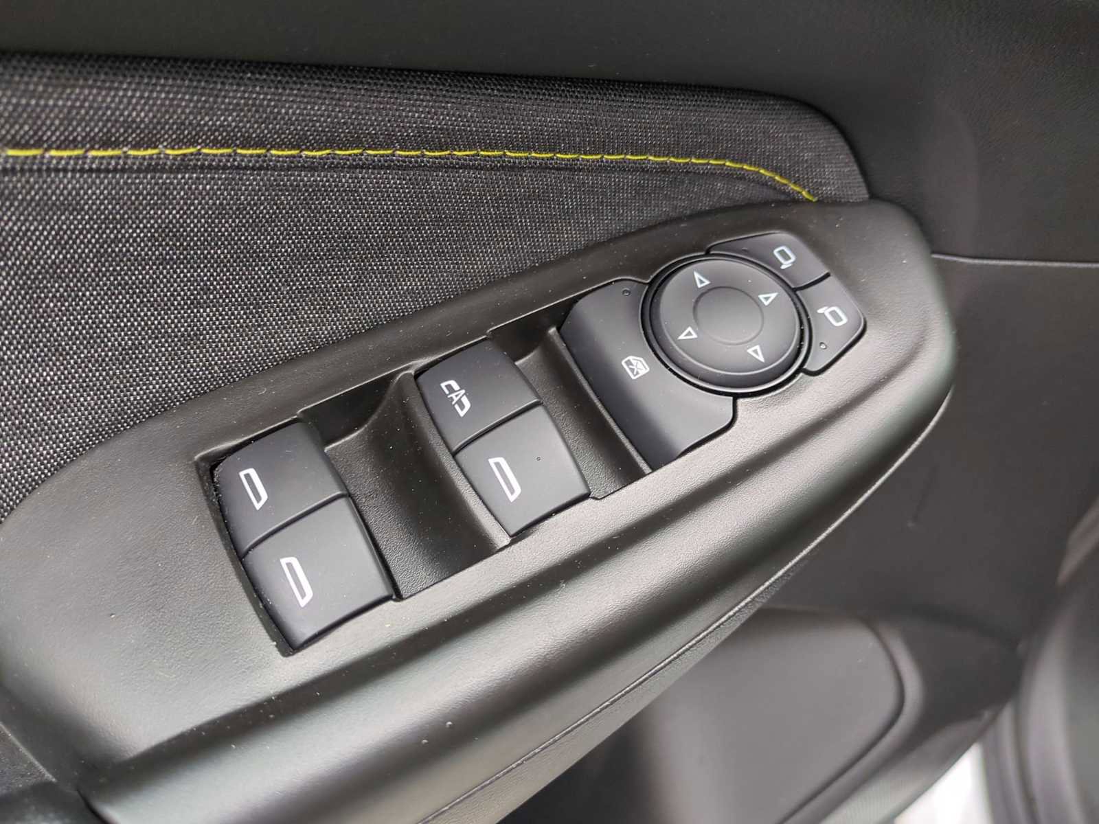 Used 2024 Chevrolet TrailBlazer ACTIV FWD image 21