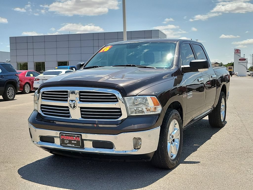 Used 2016 RAM 1500 Lone Star RWD image 4