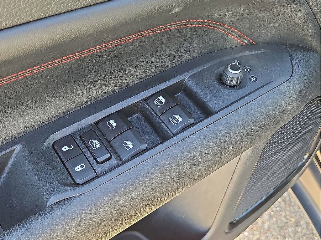 Used 2024 Jeep Compass Trailhawk image 23