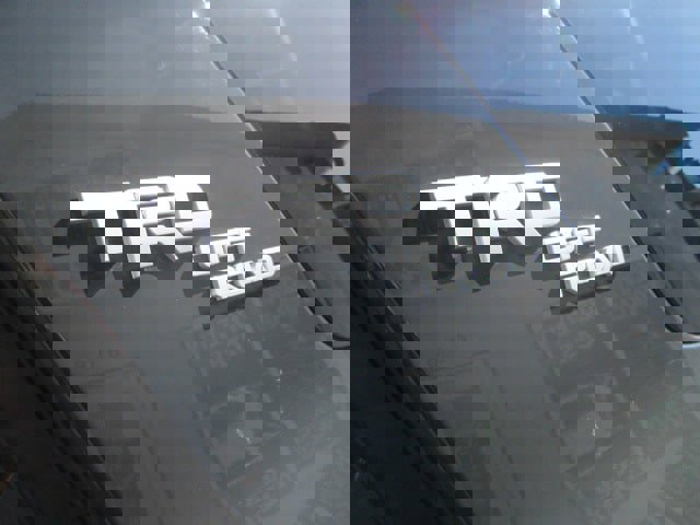 Used 2024 Toyota 4Runner TRD Off-Road image 9