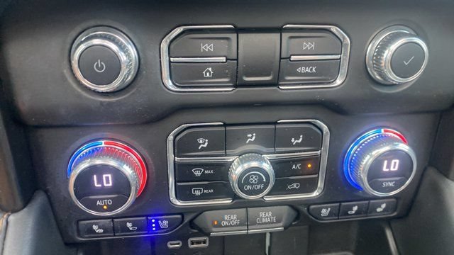 Used 2023 GMC Yukon AT4 w/ AT4 Premium Plus Package AWD/4WD image 21