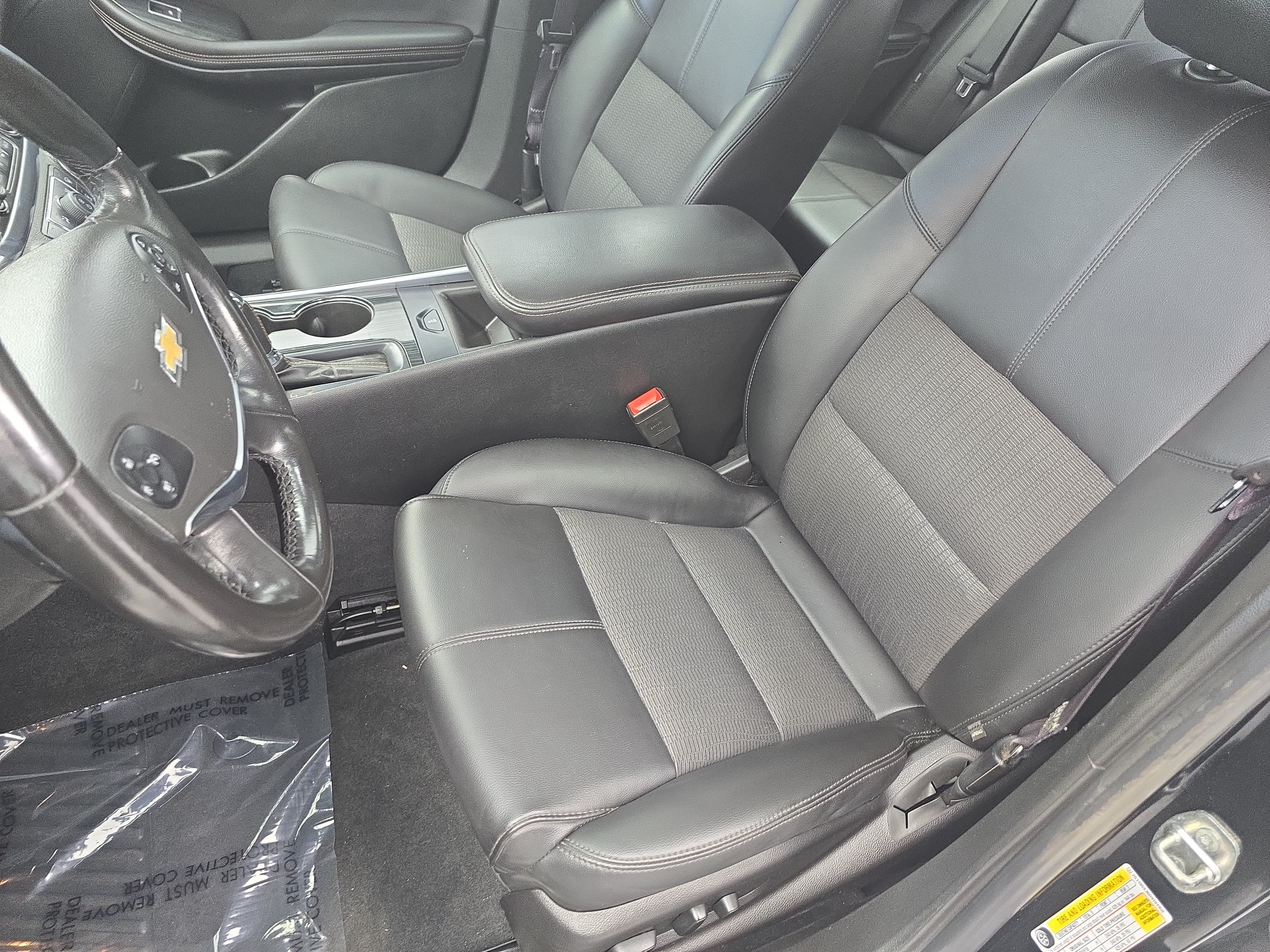 Used 2017 Chevrolet Impala LT FWD image 14